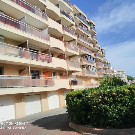Appartement T2 Vue Et Port,2 Balcons, Parking Privé *