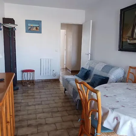 Appartement T2 Vue Et Port,2 Balcons, Parking Privé *