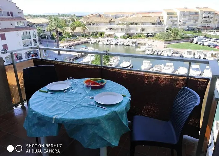 T2 Vue Et Port,2 Balcons, Parking Prive *