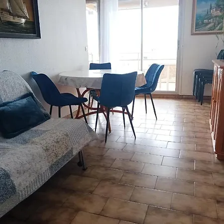 Appartement T2 Vue Et Port,2 Balcons, Parking Privé *